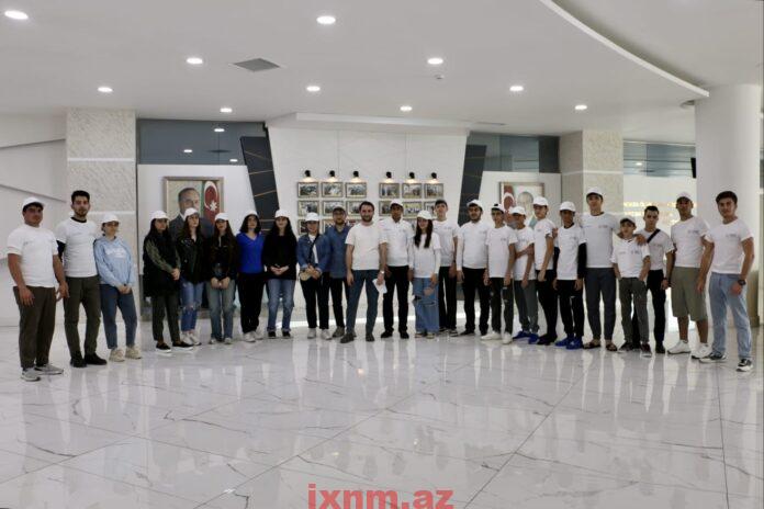 5ee3d735-b1c8-4d70-8dfb-f57a0131385a